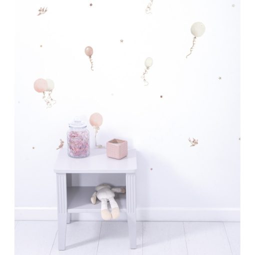 Selene - balloons and kites