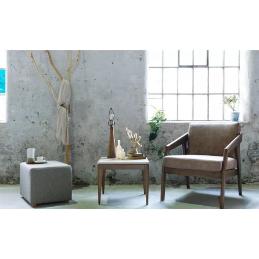 Letisztult fa lerakóasztal, barna és bézs lerakóasztal, asztal nappaliba