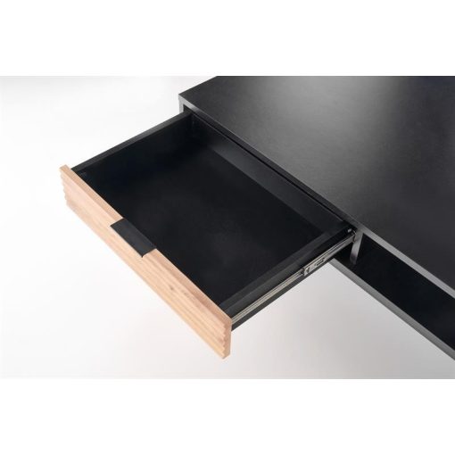 Fa dohányzóasztal fekete lábakkal, kis asztal. gödöllő bútor,  luxus asztal, dohányzó asztal